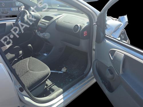 Used Right sun visor Right sun visor PEUGEOT 107 (PM_, PN_) 1.4 HDi (54 hp) 34045904 34045904