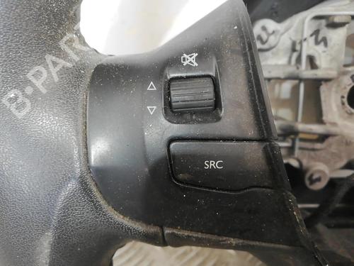 Used Steering wheel Steering wheel PEUGEOT 208 I (CA_, CC_) 1.6 HDi / BlueHDi 75 (75 hp) 25662357 25662357