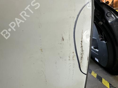 right-front-door-renault-megane-iv-hatchback-b9amn_-2015-37240622 main image