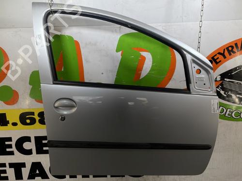 Used Right front door PEUGEOT 107 (PM_, PN_) 1.4 HDi (54 hp) 25662053