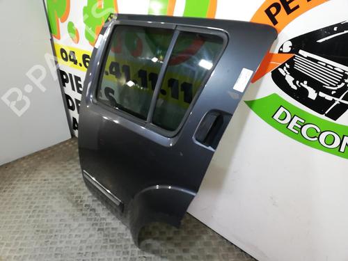 Used Left rear door Left rear door 25667769 25667769