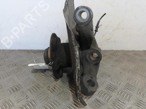 Used Right front steering knuckle Right front steering knuckle MERCEDES-BENZ E-CLASS (W212) E 220 CDI / BlueTEC (212.001, 212.002) (170 hp) 25667473 25667473