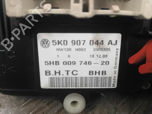 AC-Styringsenhed/Manøvreenhed VW GOLF VI (5K1) 2.0 TDI (110 hp) 25669831