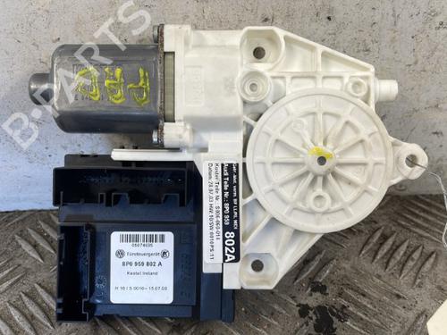 Rudehejsemotor forskærm højre AUDI A3 (8P1) 2.0 FSI (150 hp) 25667224