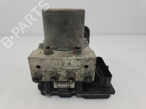 Used ABS pump AUDI A4 B8 (8K2) 2.0 TDI (143 hp) 25663088