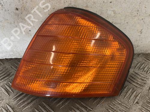 Used Left front indicator Left front indicator MERCEDES-BENZ C-CLASS (W202) C 220 CDI (202.133) (125 hp) 25664379 25664379