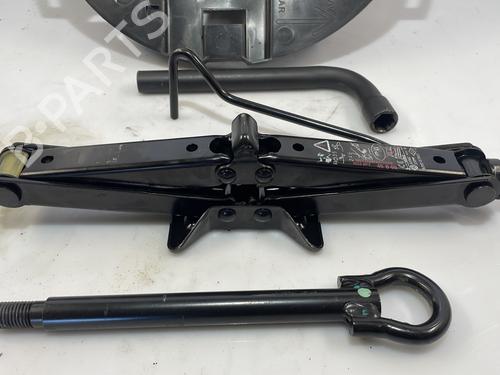 Jack Kit RENAULT SCÉNIC II (JM0/1_) 1.9 dCi (JM0G, JM12, JM1G, JM2C) | BP27436024C119 