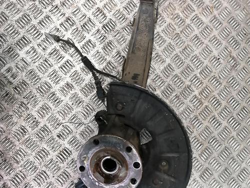 Used Left front steering knuckle Left front steering knuckle VW TOUAREG (7LA, 7L6, 7L7) 3.0 V6 TDI (225 hp) 25670683 25670683