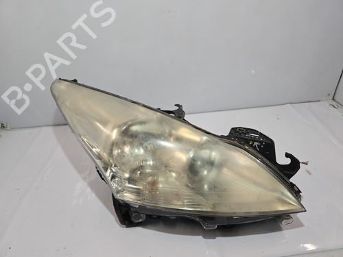 Used Right headlight PEUGEOT 5008 (0U_, 0E_) 1.6 HDi (110 hp) 32030762
