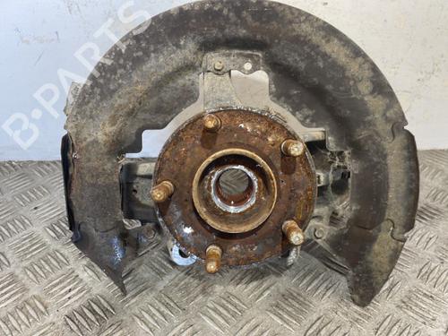 Used Right front steering knuckle VOLVO S40 II (544) 1.6 D (110 hp) 25667530