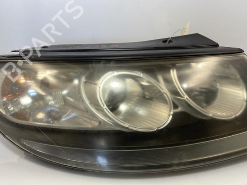 Used Right headlight HYUNDAI SANTA FÉ II (CM) 2.2 CRDi GLS 4x4 (150 hp) 25661963