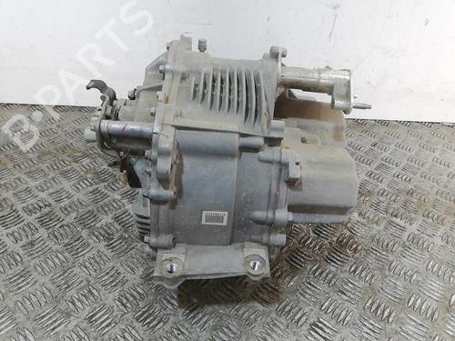 Used Rear differential Rear differential TOYOTA RAV 4 IV (_A4_) 2.5 Hybrid (AVA42_) (197 hp) 25662561 25662561
