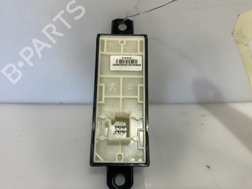 Switch PEUGEOT 208 I (CA_, CC_) 1.2 VTI 82 | BP28423657I30