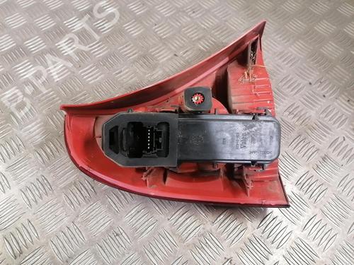 Højre baglygte RENAULT CLIO II (BB_, CB_) 1.5 dCi (B/C2J) (68 hp) 25668606