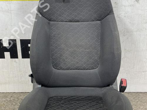 Used Right front seat PEUGEOT 3008 I MPV (0U_) 1.6 HDi (114 hp) 25669408