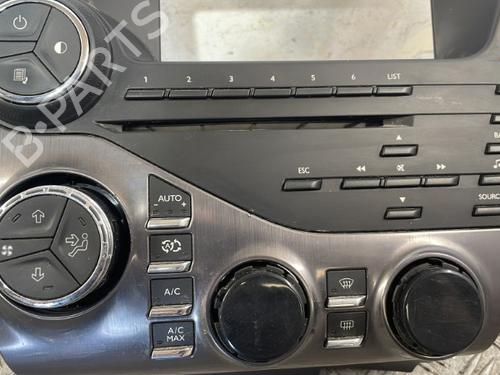 Switch CITROËN DS5 2.0 HDi 200 Hybrid4 All-wheel Drive | BP25669686I30 
