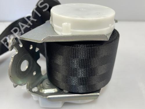rear-left-seatbelt-citroen-c4-cactus-2014-26617974 main image