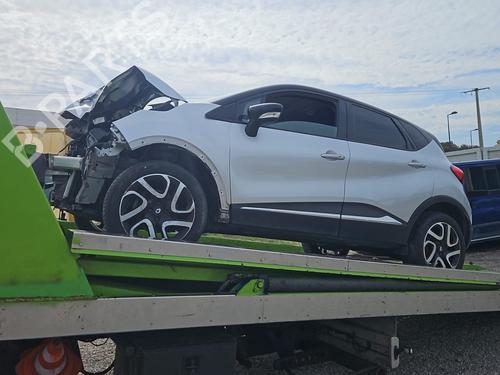 Used Left front door RENAULT CAPTUR I (J5_, H5_) 1.2 TCe 120 (118 hp) 28964639