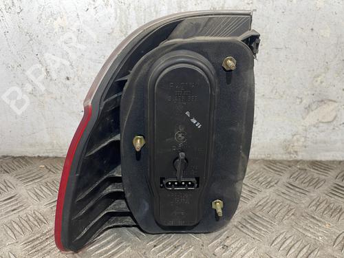 right-taillight-bmw-5-touring-e39-1996-1997-1998-1999-2000-2001-2002-2003-2004-25664415 main image