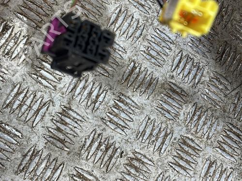 Left front seat AUDI TT (8J3) 2.0 TDI quattro | BP25664525C15 