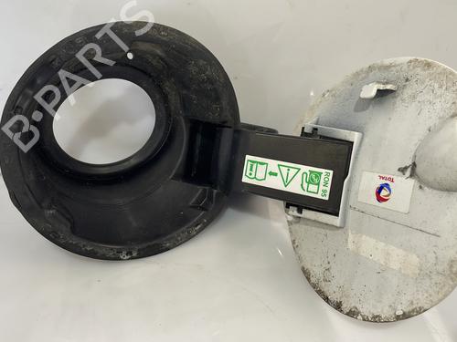 Fuel flap PEUGEOT 208 I (CA_, CC_) 1.2 VTI 82 | BP26557397C131