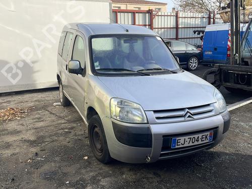 Venstre Baklys CITROËN BERLINGO / BERLINGO FIRST Box Body/MPV (M_) 2.0 HDI 90 (MBRHY, MCRHY) | BP25665074C34 