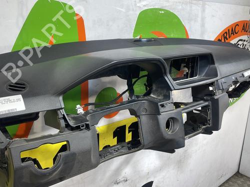 Used Dashboard Dashboard MERCEDES-BENZ E-CLASS (W212) E 220 CDI / BlueTEC (212.001, 212.002) (170 hp) 25669473 25669473