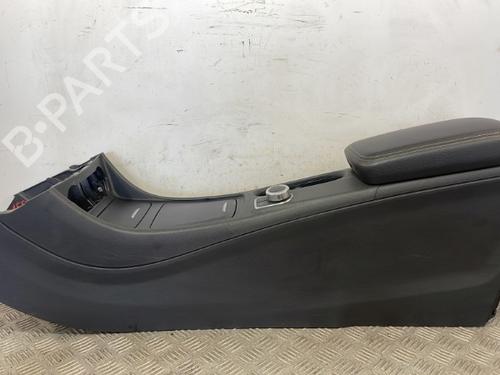 Used Middle console MERCEDES-BENZ A-CLASS (W176) A 180 CDI (176.000) (109 hp) 25662163