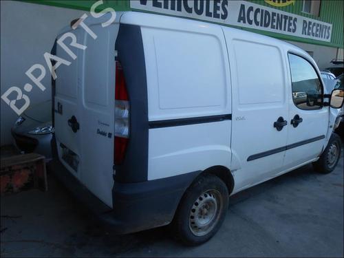 Left mirror FIAT DOBLO Box Body/MPV (223_) 1.9 JTD | BP25668775C26 