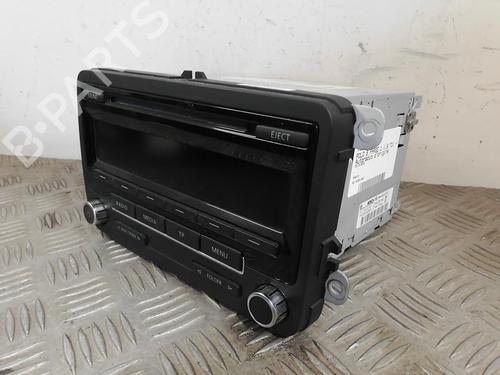 Used Radio Radio VW POLO V (6R1, 6C1) 1.6 TDI (90 hp) 25663151 25663151
