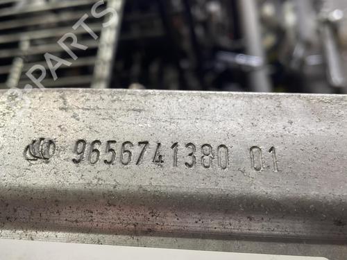 Used Front bumper reinforcement PEUGEOT 308 I (4A_, 4C_) 2.0 HDi (136 hp) 25666863