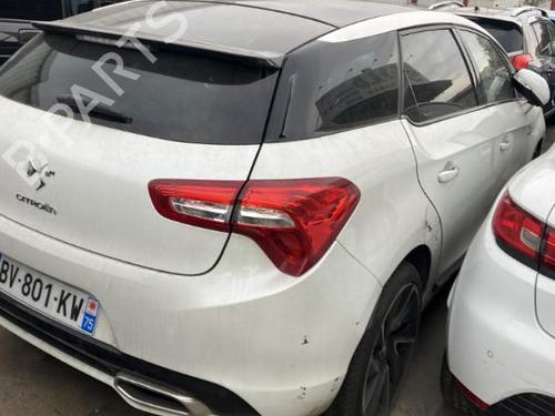 Middle console CITROËN DS5 2.0 HDi 200 Hybrid4 All-wheel Drive | BP25663988I22 