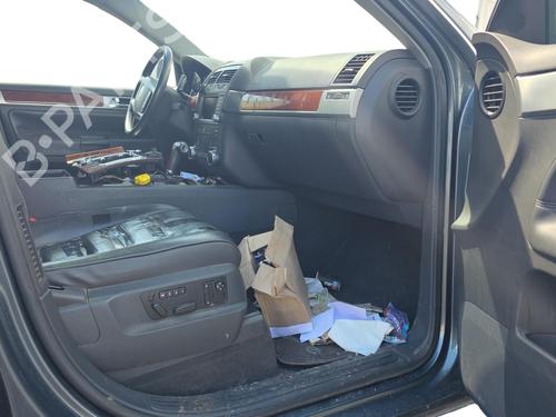 Used Right sun visor Right sun visor VW TOUAREG (7LA, 7L6, 7L7) 2.5 R5 TDI (174 hp) 34109712 34109712