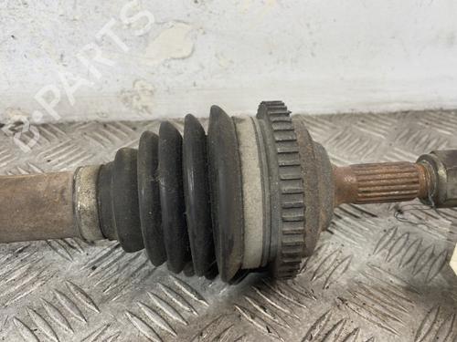 Used Right front driveshaft Right front driveshaft PEUGEOT 206 Hatchback (2A/C) 1.4 i (75 hp) 25662218 25662218