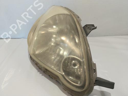 Used Right headlight Right headlight TOYOTA YARIS (_P1_) 1.4 D-4D (NLP10_, NLP10R) (75 hp) 33959308 33959308