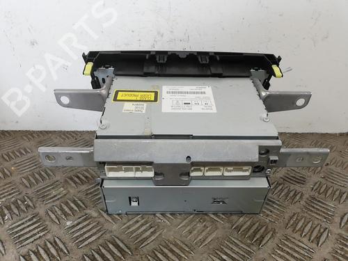 radio-toyota-rav-4-iii-_a3_-2005-2006-2007-2008-2009-2010-2011-2012-2013-2014-25662606 main image
