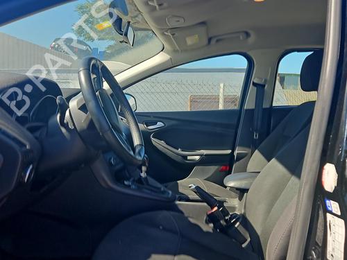 front-left-seatbelt-renault-clio-iii-grandtour-kr01_-2007-32146123 main image