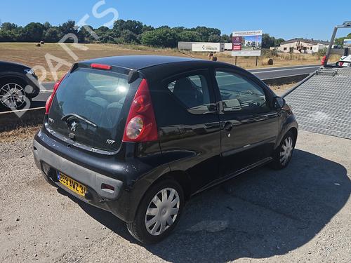 Right headlight PEUGEOT 107 (PM_, PN_) 1.4 HDi | BP28570344C29 