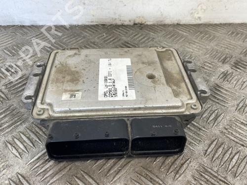Used Engine control unit (ECU) Engine control unit (ECU) OPEL COMBO Box Body/MPV (X12) 1.6 CDTI (B05) (120 hp) 25667298 25667298