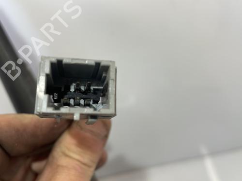 Used Right mirror Right mirror 26154710 26154710
