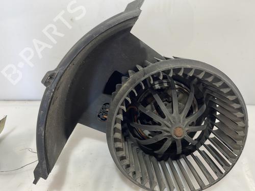 Used Heater blower motor VW TRANSPORTER T5 Van (7HA, 7HH, 7EA, 7EH) 2.0 TDI (140 hp) 27304261