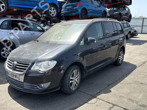 Radio VW TOURAN (1T1, 1T2) 1.9 TDI | BP25669602E6 