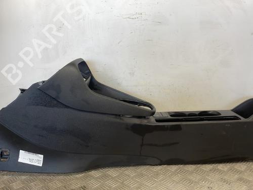 Used Middle console FORD FIESTA VII (HJ, HF) 1.1 Ti-VCT (86 hp) 25662271