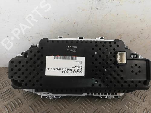 Used Instrument cluster VOLVO V40 Hatchback (525) T3 (152 hp) 25669858