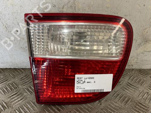 Used Left tailgate light SEAT LEON (1M1) [1999-2006]  25664322