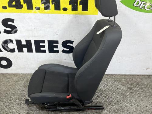 right-front-seat-bmw-1-coupe-e82-2006-2007-2008-2009-2010-2011-2012-2013-25662254 main image