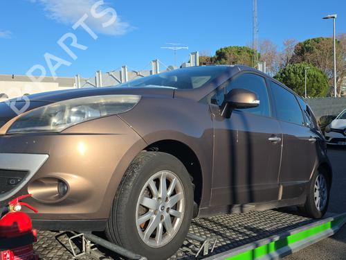 Brugte RENAULT SCÉNIC III (JZ0/1_) 1.9 dCi (JZ0J, JZ1J, JZ1K, JZ1S) (131 hp) 4403500