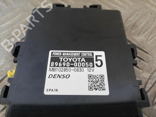 Used Electronic module TOYOTA YARIS (_P13_) 1.4 D (NLP130_, NLP130) (90 hp) 29571533