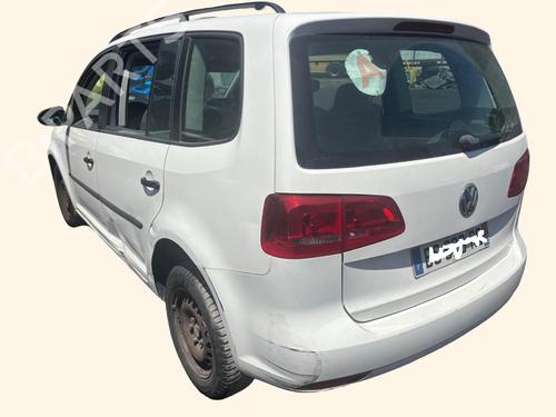 left-taillight-vw-touran-1t3-2010-2011-2012-2013-2014-2015-2016-38291089 main image