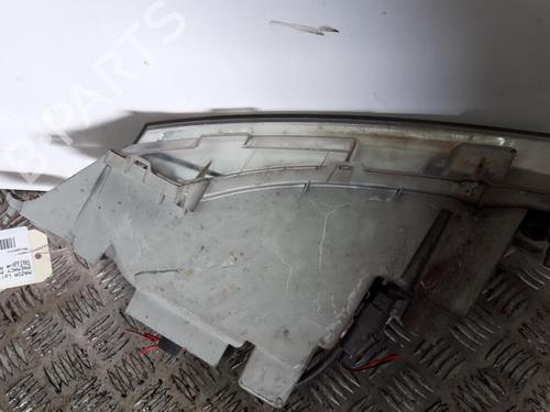 Used Right headlight Right headlight MAZDA PREMACY (CP) 2.0 TD (101 hp) 25671131 25671131